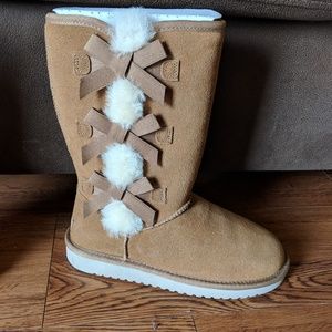 Tall chestnut Koolaburra by Ugg boots
